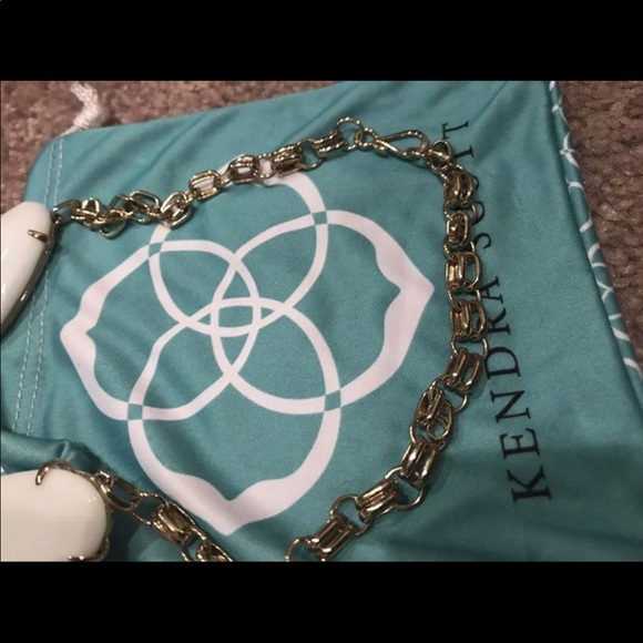 Kendra Scott White Harlow new! - Picture 3 of 3